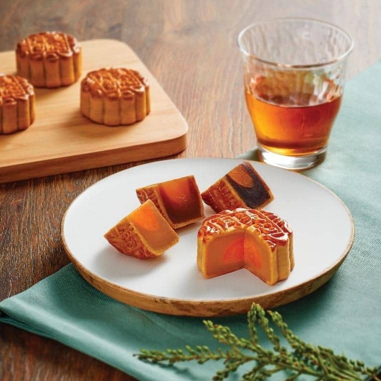 MX Mooncake’s Starry Pearl Assorted Mooncake.